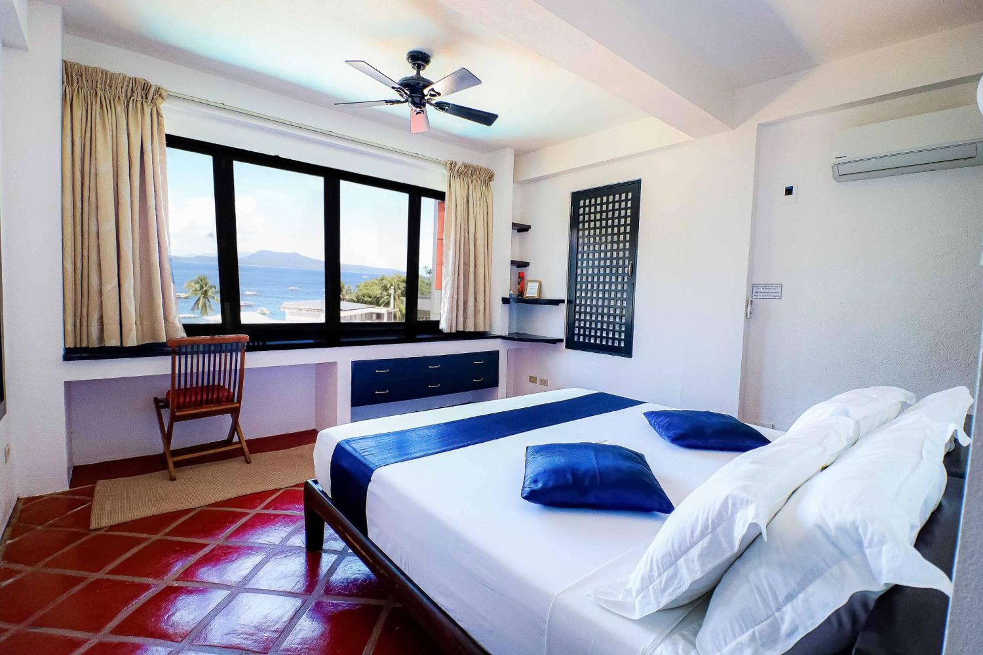 Out Of The Blue Resort Puerto Galera Cameră foto